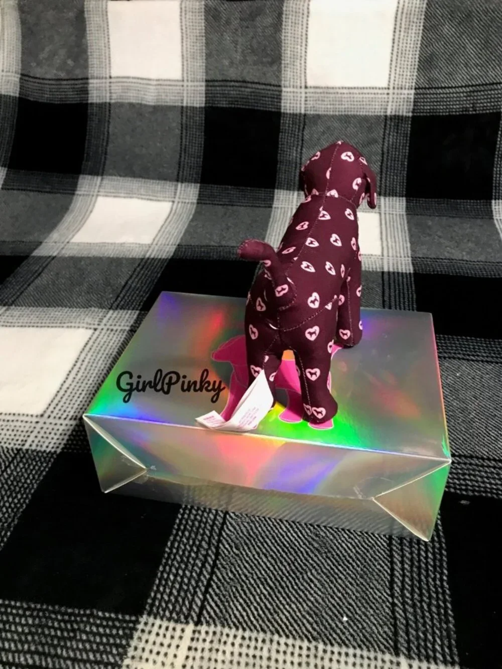 VS PINK FRIDAY COLOR-BLOCK FLEECE COZY BLANKET & MAROON MINI DOG LOVEY BUNDLE